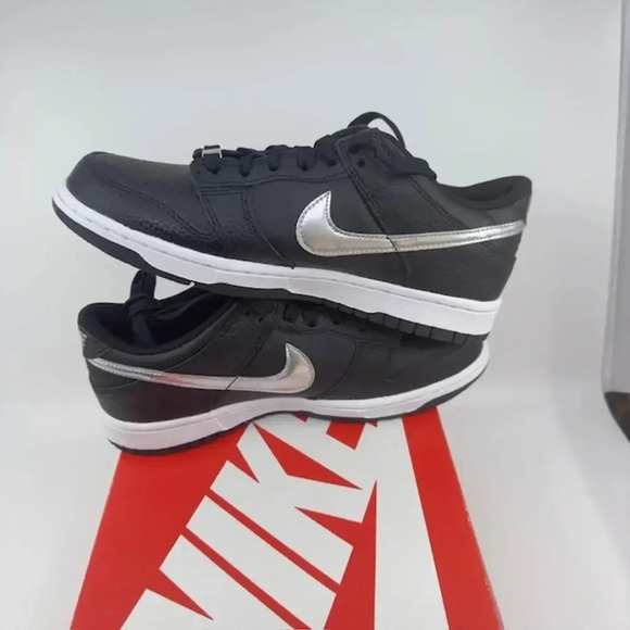 NEW Nike Dunk Low x NBA ‘75th Anniversary’ Athletic Shoes DC9560 Kids Black 6.5Y - Picture 4 of 8